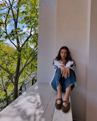 Ayça Ayşin Turan seksi ifşa fotoğrafı 48