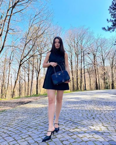 Ayça Ayşin Turan seksi ifşa fotoğrafı 30161