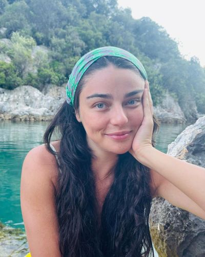 Ayça Ayşin Turan seksi ifşa fotoğrafı 30104