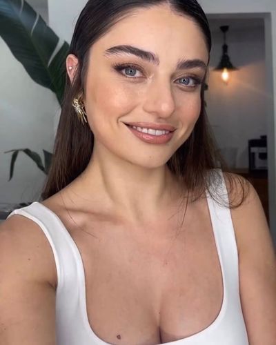 Ayça Ayşin Turan seksi ifşa fotoğrafı 30001