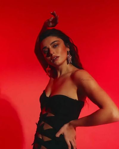 Ayça Ayşin Turan seksi ifşa fotoğrafı 29951