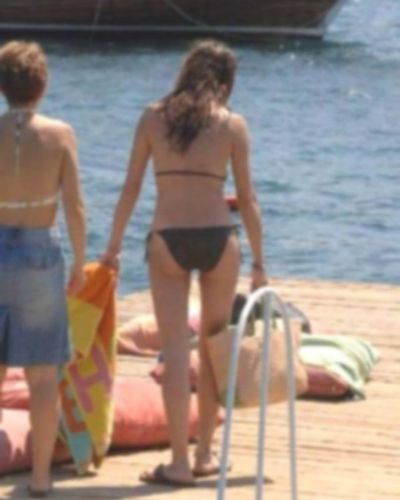 Ayça İnci seksi ifşa fotoğrafı 31