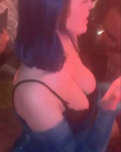Ayça Tilki seksi ifşa fotoğrafı 301