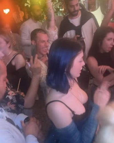Ayça Tilki seksi ifşa fotoğrafı 311