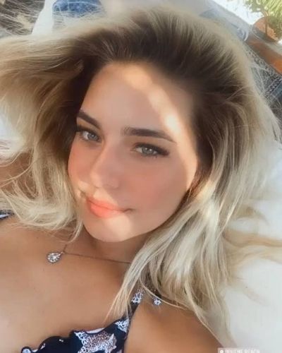 Aycan Yanaç seksi ifşa fotoğrafı 13