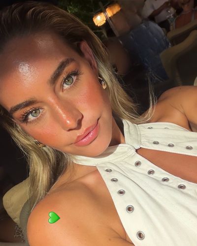 Aycan Yanaç seksi ifşa fotoğrafı 82