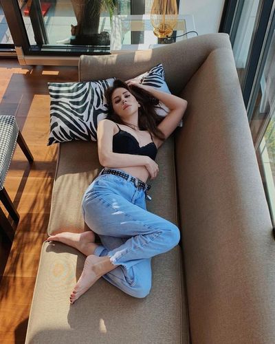 Aynur Aydın seksi ifşa fotoğrafı 185
