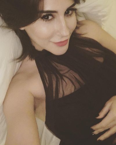 Aynur Aydın seksi ifşa fotoğrafı 299