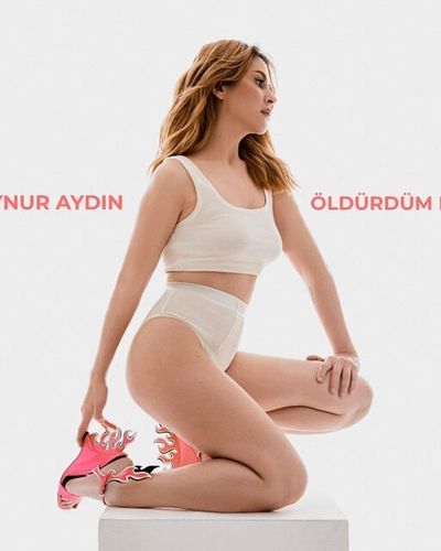 Aynur Aydın seksi ifşa fotoğrafı 321