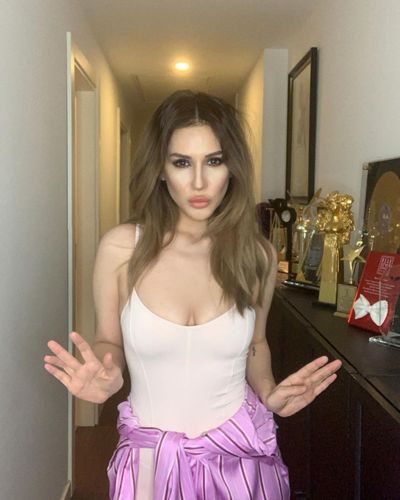 Aynur Aydın seksi ifşa fotoğrafı 588