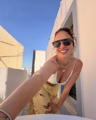 Ayşe Özyılmazel seksi ifşa fotoğrafı 2