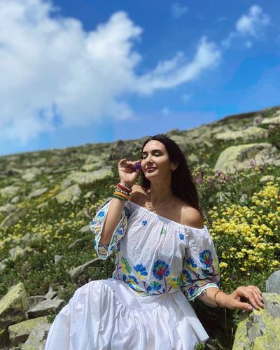 Ayşe Tolga seksi ifşa fotoğrafı 13