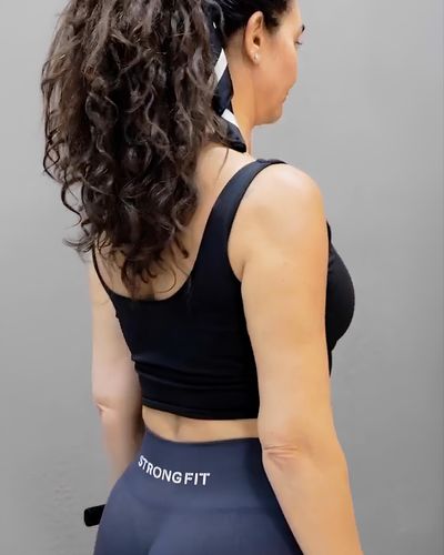 Ayşe Tolga seksi ifşa fotoğrafı 61