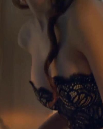 Ayşenur Çetin seksi ifşa fotoğrafı 1 — Fi (2017)
