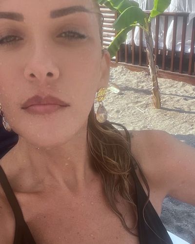 Balçiçek İlter seksi ifşa fotoğrafı 2