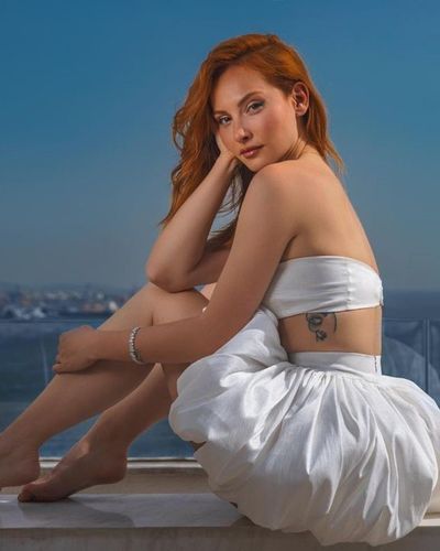 Başak Gümülcinelioğlu seksi ifşa fotoğrafı 105