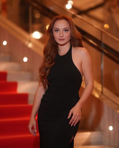 Başak Gümülcinelioğlu seksi ifşa fotoğrafı 15