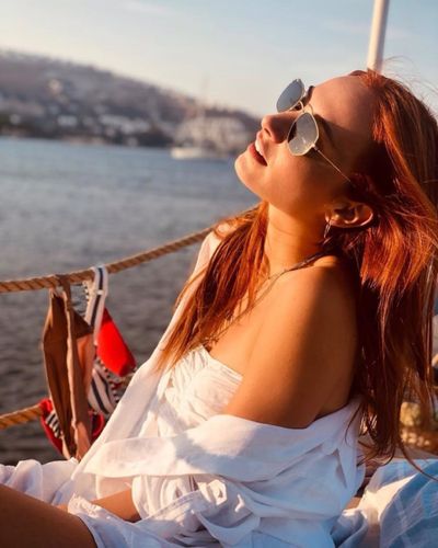 Başak Gümülcinelioğlu seksi ifşa fotoğrafı 445