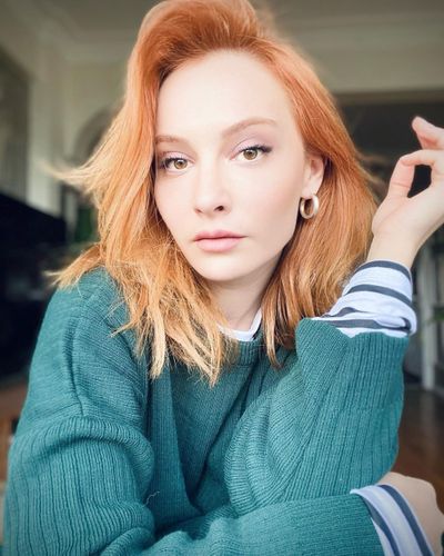 Başak Gümülcinelioğlu seksi ifşa fotoğrafı 457