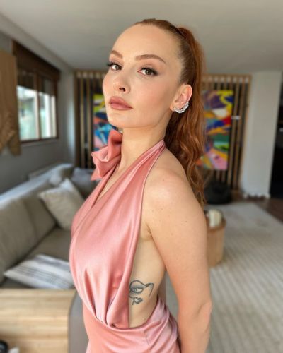 Başak Gümülcinelioğlu seksi ifşa fotoğrafı 53