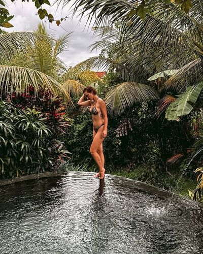Başak Gümülcinelioğlu seksi ifşa fotoğrafı 544