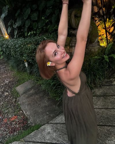 Başak Gümülcinelioğlu seksi ifşa fotoğrafı 545