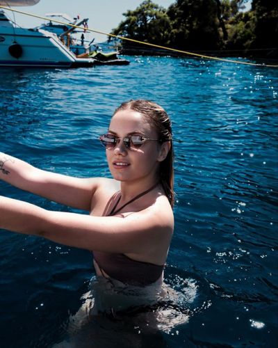 Başak Karahan seksi ifşa fotoğrafı 2