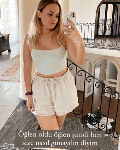 Başak Karahan seksi ifşa fotoğrafı 32