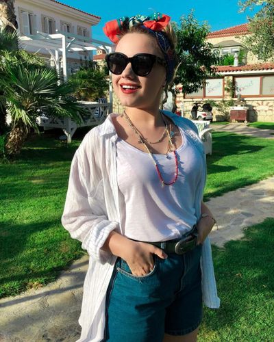 Başak Karahan seksi ifşa fotoğrafı 431