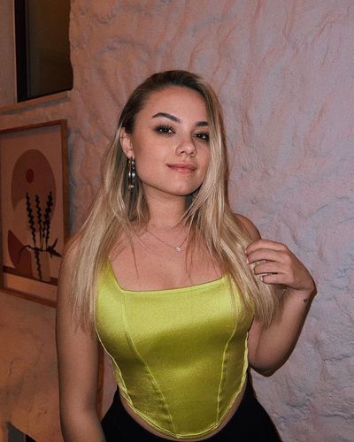 Başak Karahan seksi ifşa fotoğrafı 9