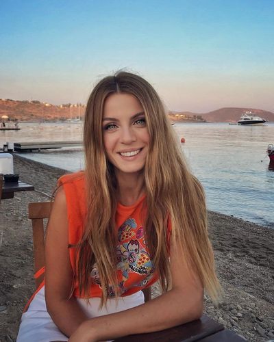 Başak Parlak seksi ifşa fotoğrafı 111