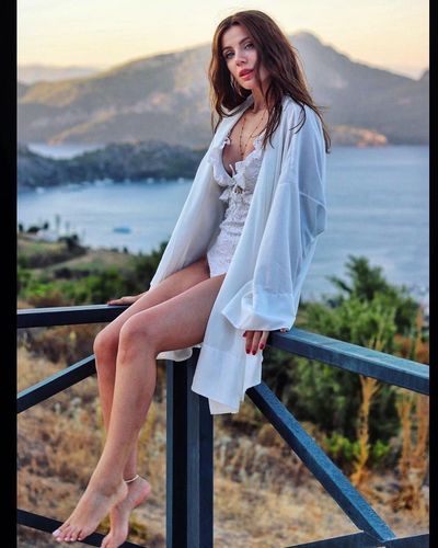 Başak Parlak seksi ifşa fotoğrafı 241