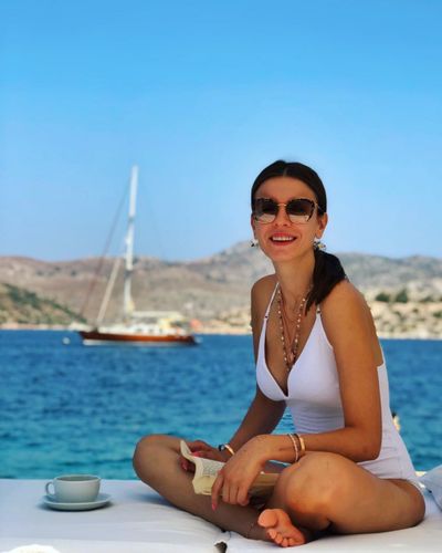 Başak Parlak seksi ifşa fotoğrafı 253
