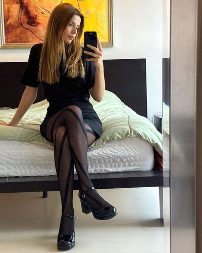 Başak Parlak seksi ifşa fotoğrafı 355