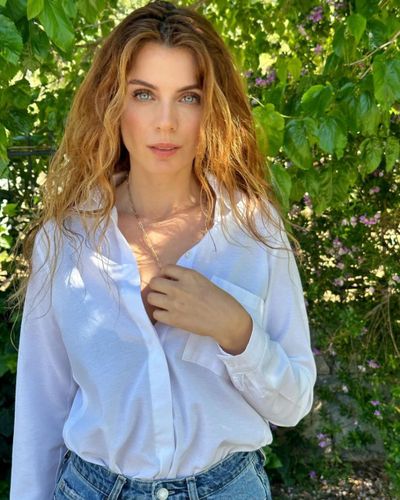 Başak Parlak seksi ifşa fotoğrafı 54