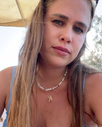 Begüm Öner seksi ifşa fotoğrafı 5