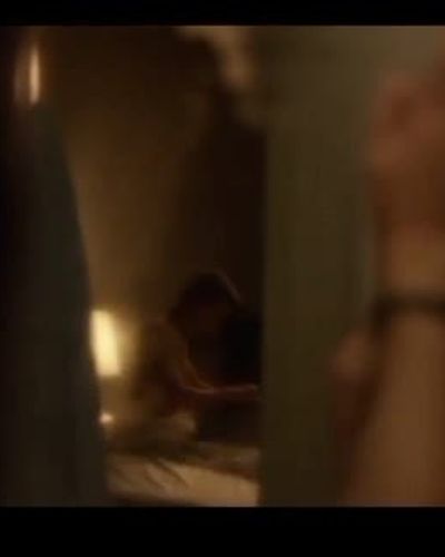 Belçim Bilgin seksi ifşa fotoğrafı 13 — Fi (2017)
