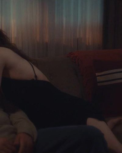 Belfu Benian seksi ifşa fotoğrafı 3 — Yolun Açık Olsun (2022)