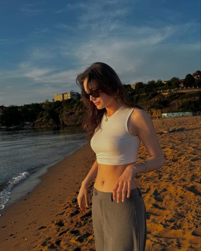 Belgin Şimşek seksi ifşa fotoğrafı 20