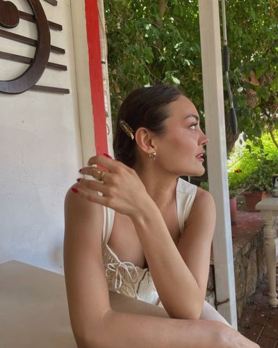Belgin Şimşek seksi ifşa fotoğrafı 33