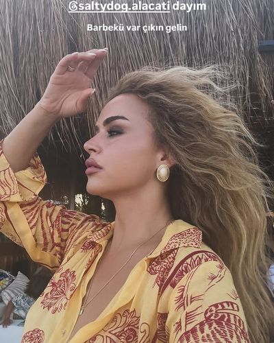 Bengi Apak seksi ifşa fotoğrafı 1