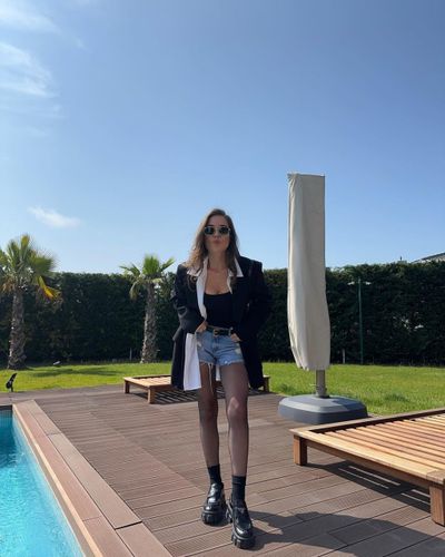 Bensu Soral seksi ifşa fotoğrafı 107