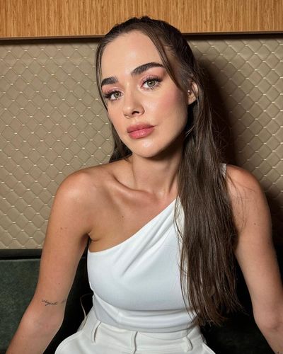 Bensu Soral seksi ifşa fotoğrafı 136