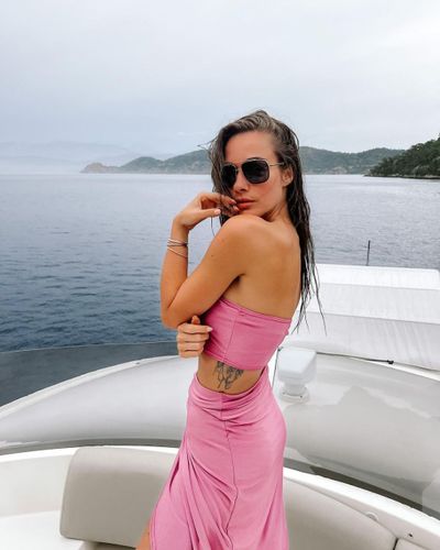 Bensu Soral seksi ifşa fotoğrafı 195