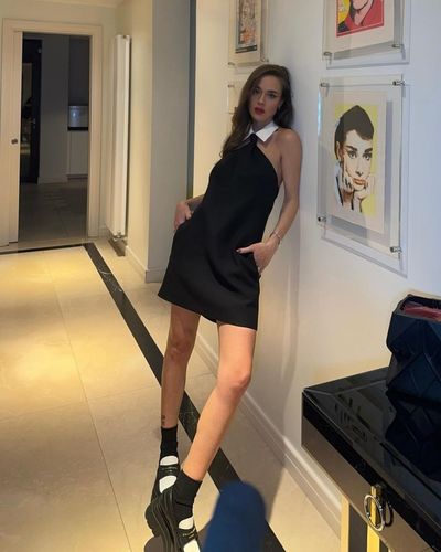 Bensu Soral seksi ifşa fotoğrafı 1