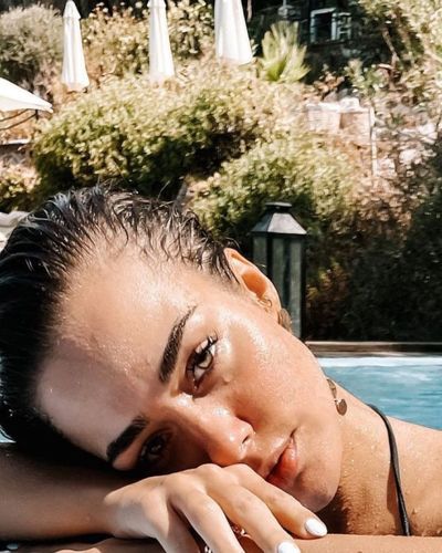 Bensu Soral seksi ifşa fotoğrafı 39579