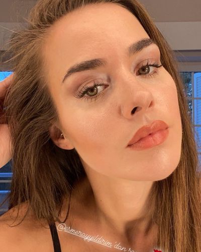 Bensu Soral seksi ifşa fotoğrafı 39397