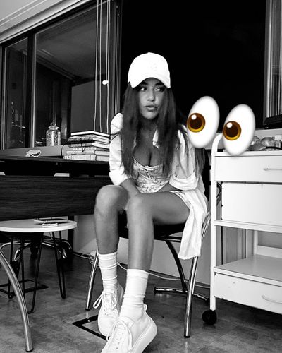 Bensu Soral seksi ifşa fotoğrafı 39344