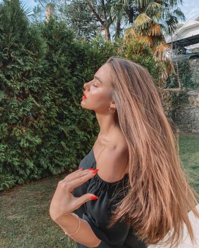 Bensu Soral seksi ifşa fotoğrafı 38493