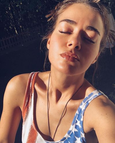 Bensu Soral seksi ifşa fotoğrafı 462